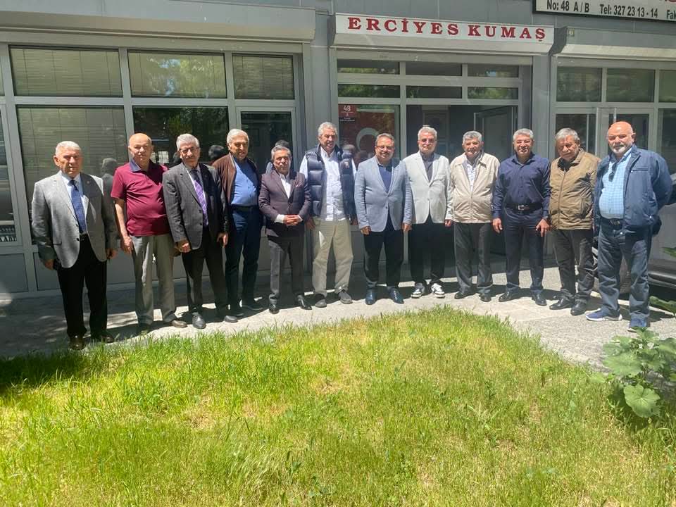 Kayseri Dernekler Federasyonu’ndan Vefa Ziyareti: Eski Başkan Ahmet Etöz Ziyaret Edildi